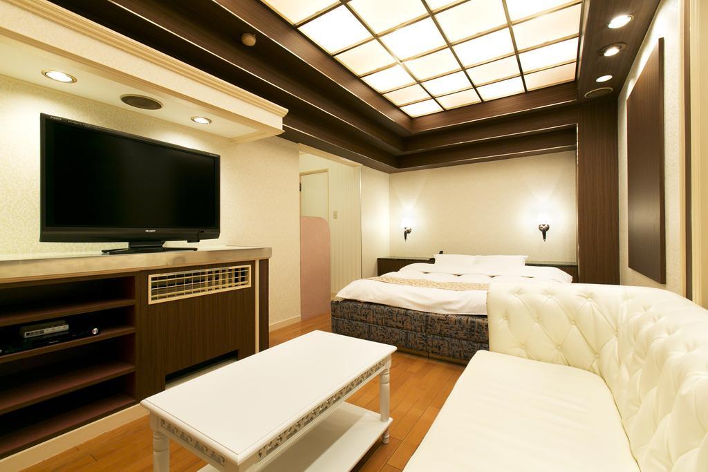 Hotel Luna (Adults Only) Sennan Bagian luar foto
